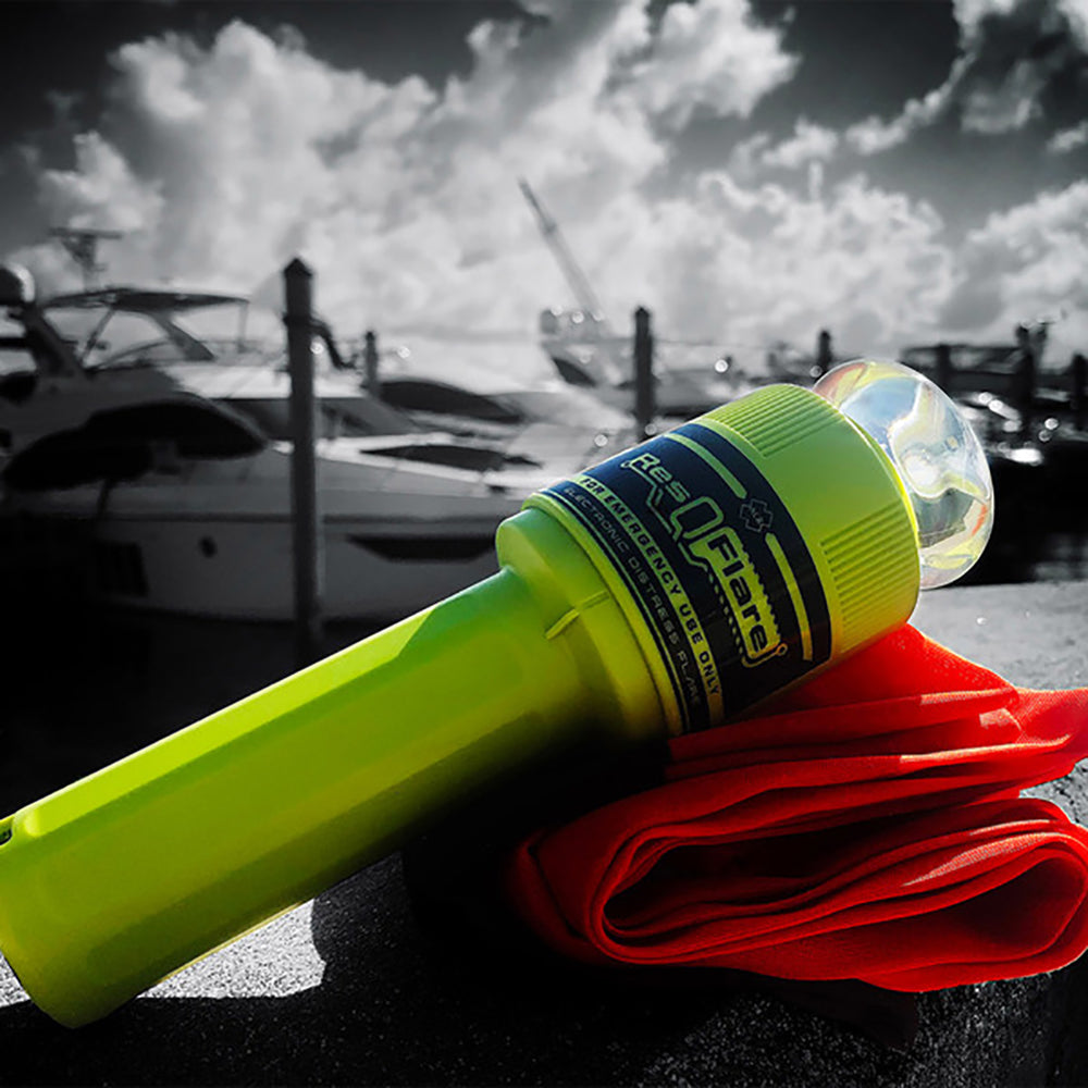 ACR ResQFlare Electronic Flare  Flag 3966