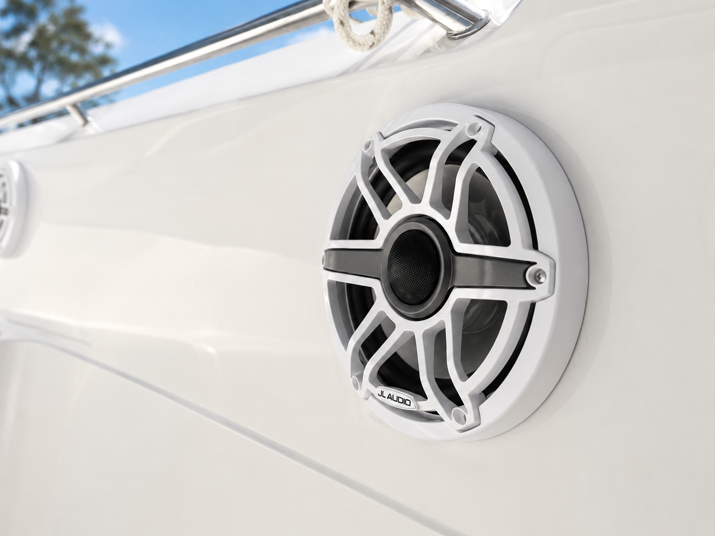 JL Audio M6 Marine Audio Bundle w/ Fusion Apollo MS-RA770, 6 M6 Speakers, 10" M6 Sub & XDM800/8 Amp
